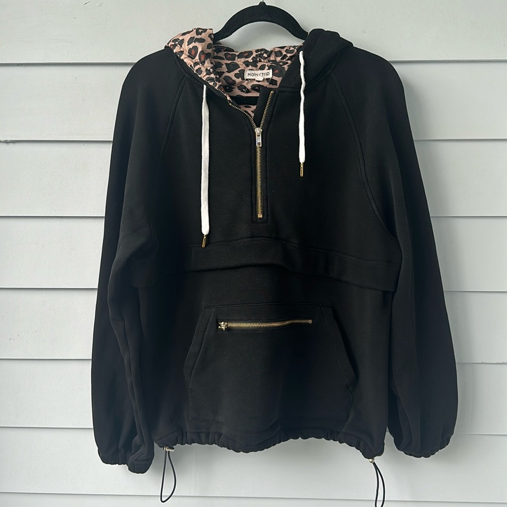 ☀️BOGO Item Main Strip Black Cinched Waist 1/4 Zip Oversized Hooded Sweatshirt☀️